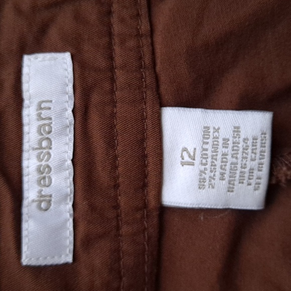 Dress barn ladies brown shorts size 12 - Picture 3 of 3